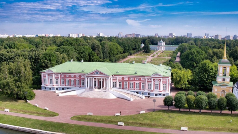 How the serf girl Parashka became the Countess Sheremeteva and the star of the theater stage How the serf girl Parashka became the Countess Sheremeteva and the star of the theater stage