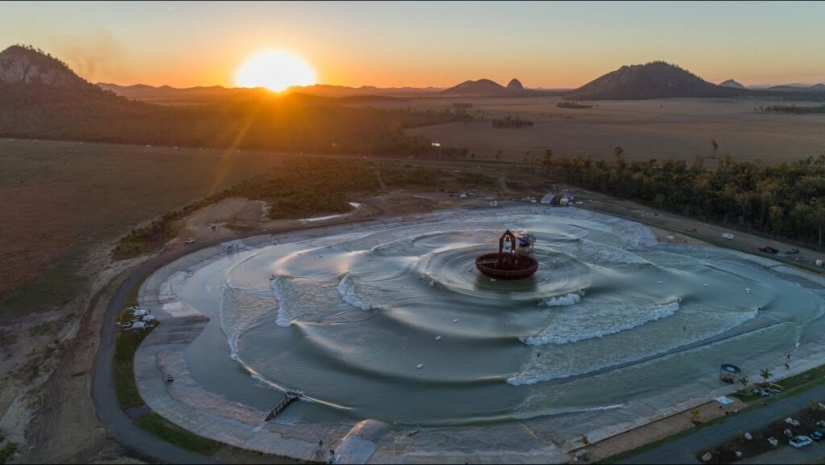 How the Surf Lakes Wave Pool Works With Five Wave Types How the Surf Lakes Wave Pool Works With Five Wave Types