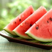 How to choose the right juicy and sweet watermelon How to choose the right juicy and sweet watermelon