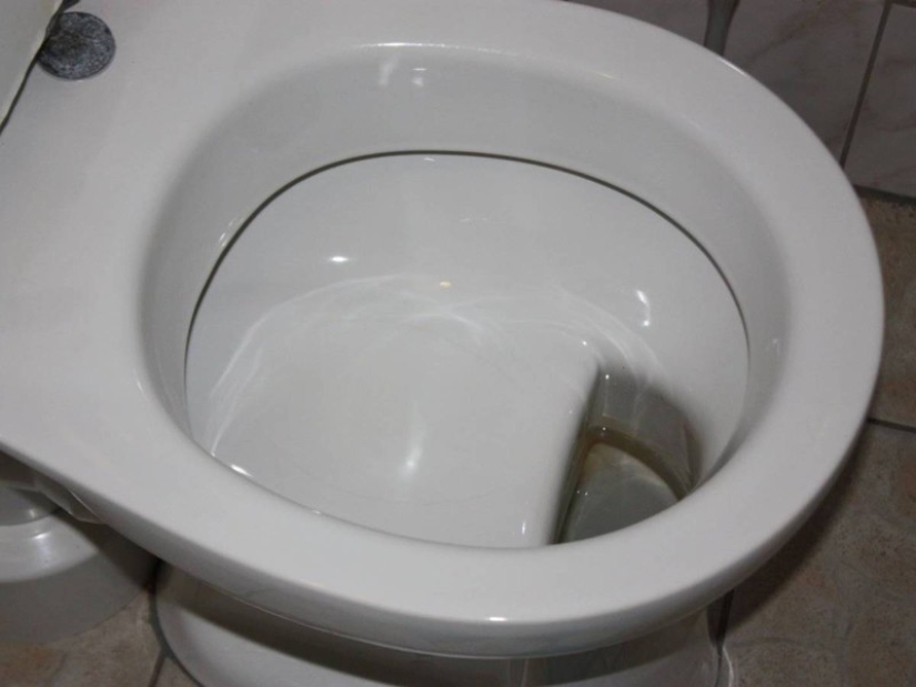 How to go to the toilet in different countries of the world How to go to the toilet in different countries of the world