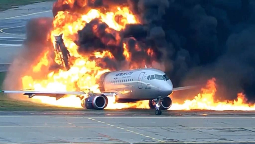 How to increase the chance of survival in a plane crash