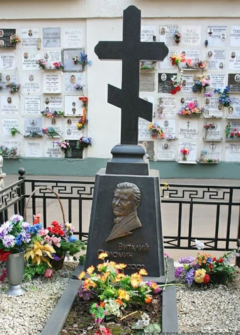 How to look grave 15 famous and favourite Russian actors How to look grave 15 famous and favourite Russian actors