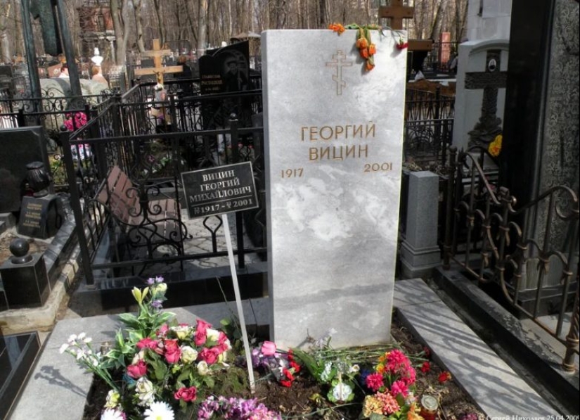How to look grave 15 famous and favourite Russian actors How to look grave 15 famous and favourite Russian actors