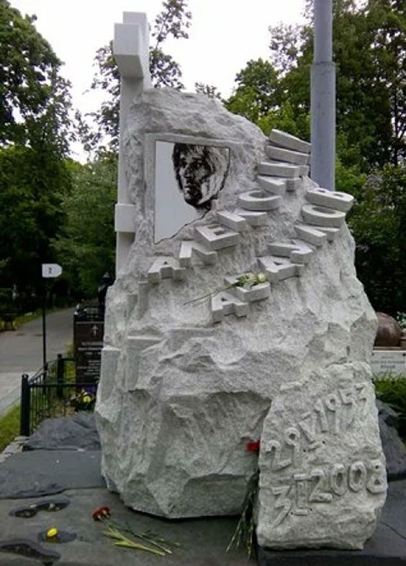 How to look grave 15 famous and favourite Russian actors How to look grave 15 famous and favourite Russian actors