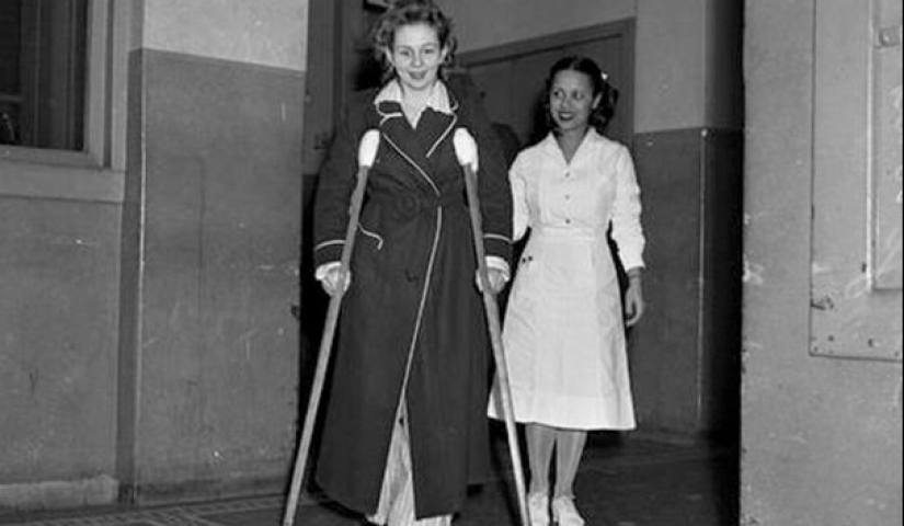 How to Survive a Falling Elevator