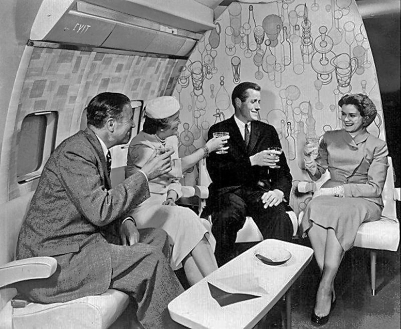 How we used to fly first class: caviar, any alcohol, smoking right in the seat and a full-fledged berth