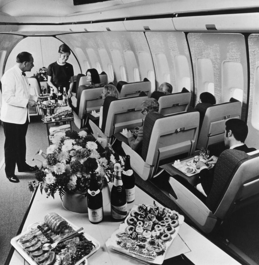 How we used to fly first class: caviar, any alcohol, smoking right in the seat and a full-fledged berth