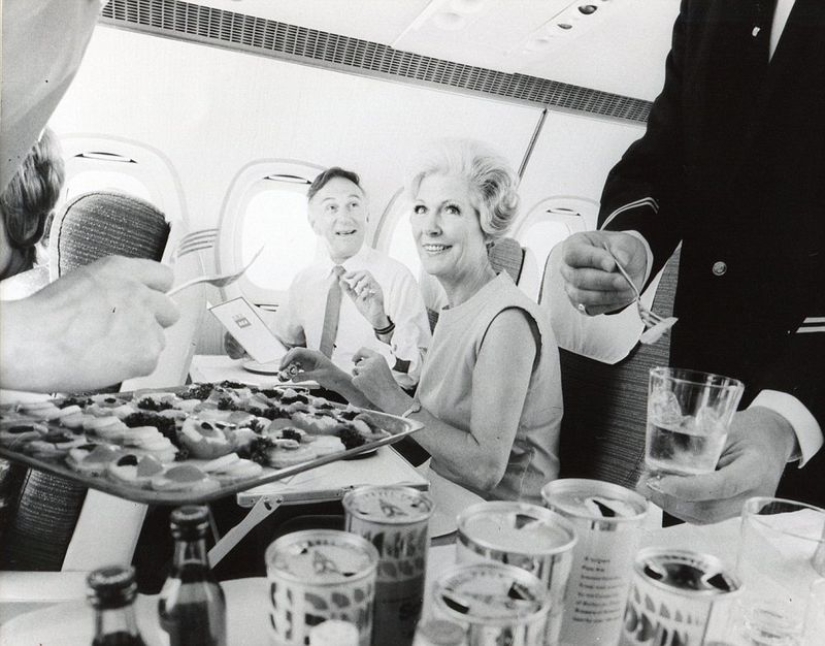 How we used to fly first class: caviar, any alcohol, smoking right in the seat and a full-fledged berth