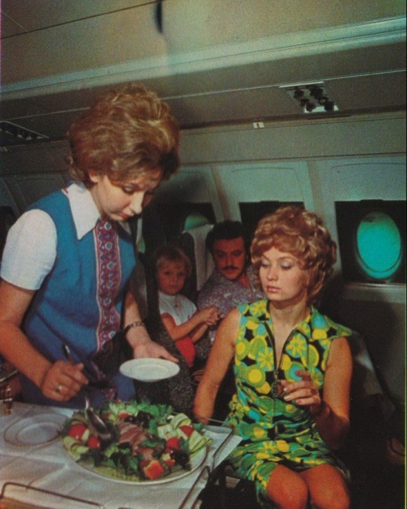 How we used to fly first class: caviar, any alcohol, smoking right in the seat and a full-fledged berth
