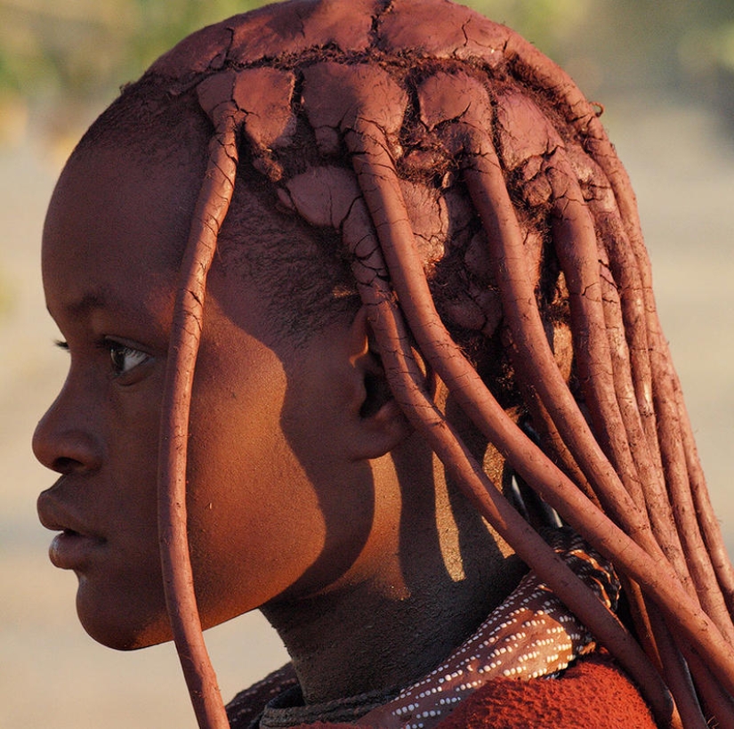 How women adorn themselves in different countries