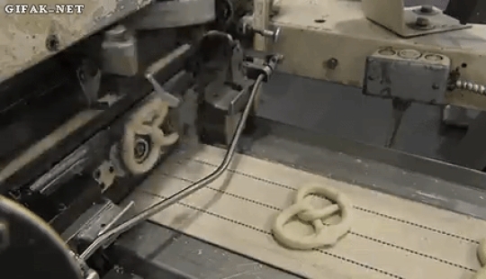 Hypnotizing and incredibly pleasing to the eye gifs about how food is made