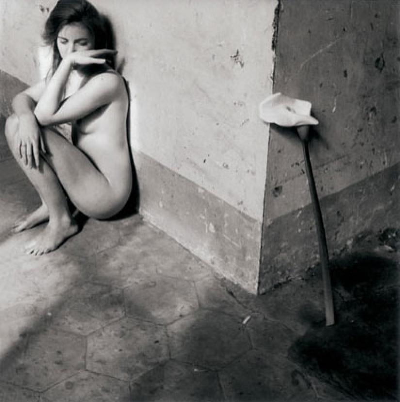 "I invented language so people could see": the life and death of Francesca Woodman "I invented language so people could see": the life and death of Francesca Woodman