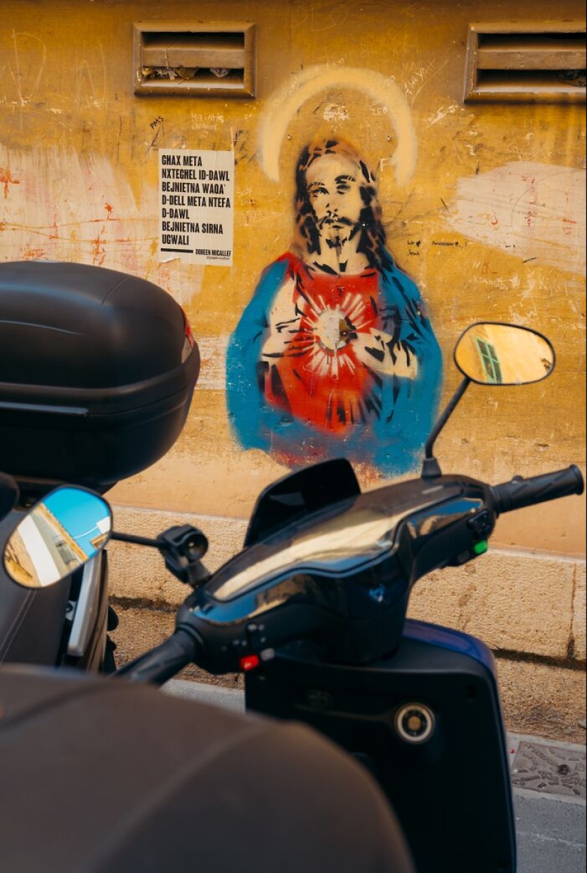 I Went To Valletta, Malta—Here Are 17 Photos That Showcase Its Beauty