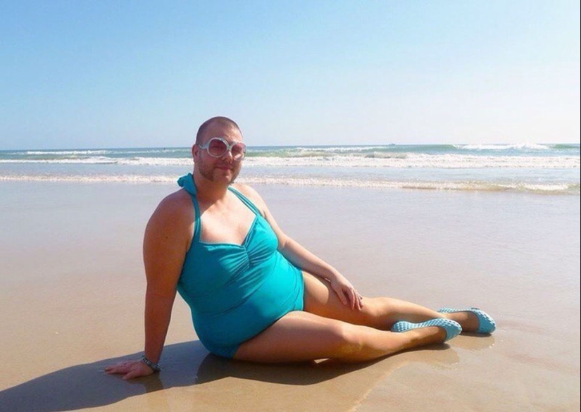 I'm lying on the beach: monstrously beautiful vacationers who can be found on any beach I'm lying on the beach: monstrously beautiful vacationers who can be found on any beach