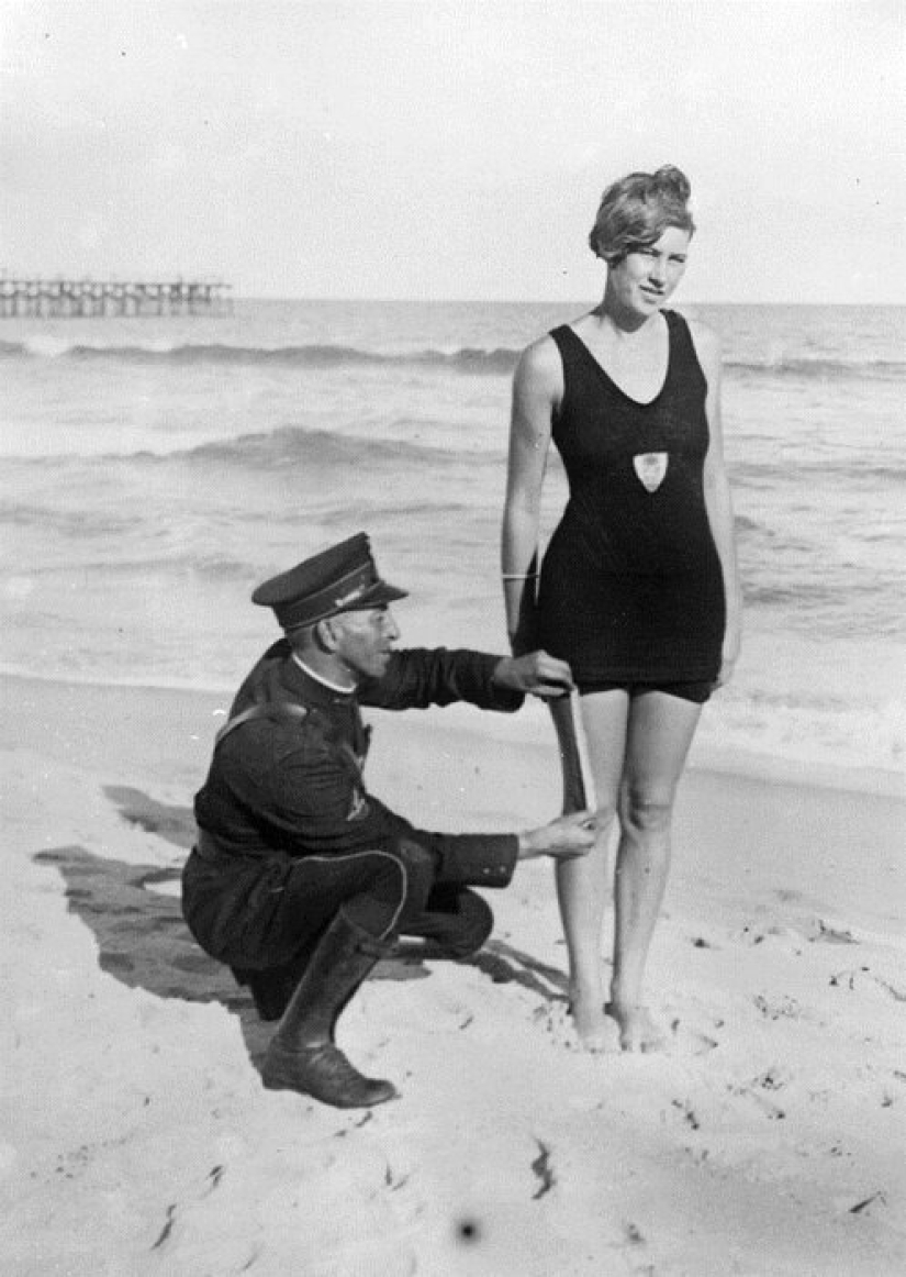 In the early 20th century struggled with open swimwear In the early 20th century struggled with open swimwear