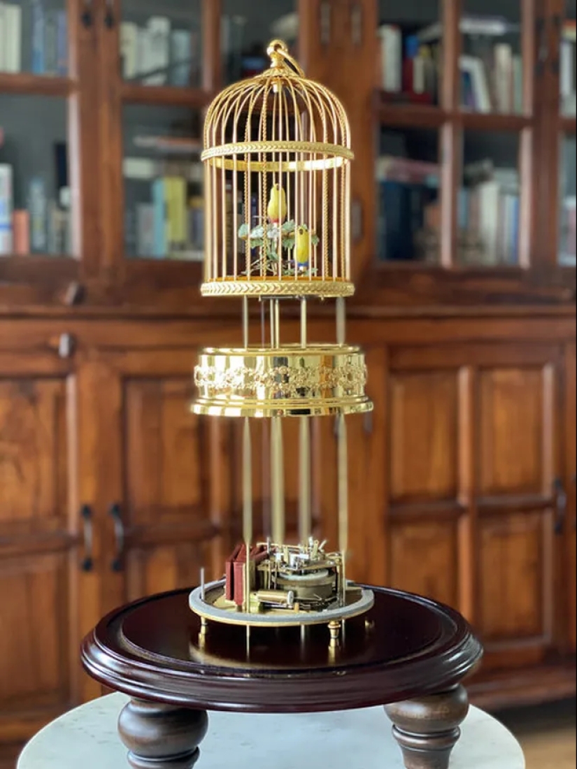 Incredible 'Exploded Circuits' of Mechanisms by Artist John Peralta