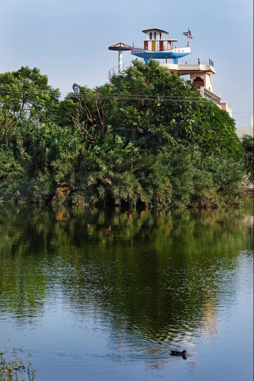 Incredible Rooftops of Punjab: Photographer Rajesh Vora Shows an Interesting Tradition