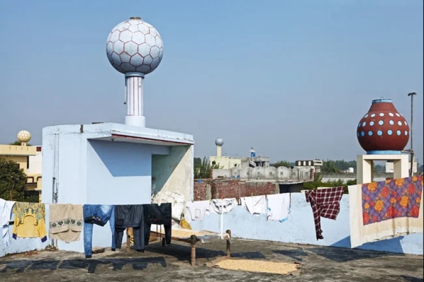 Incredible Rooftops of Punjab: Photographer Rajesh Vora Shows an Interesting Tradition