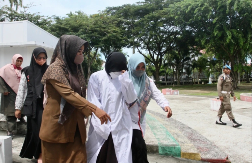 Indonesian female executioners