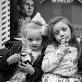 Infancia sobre ruedas: jóvenes gitanos irlandeses en impresionantes fotos por Jamie Johnson Infancia sobre ruedas: jóvenes gitanos irlandeses en impresionantes fotos por Jamie Johnson