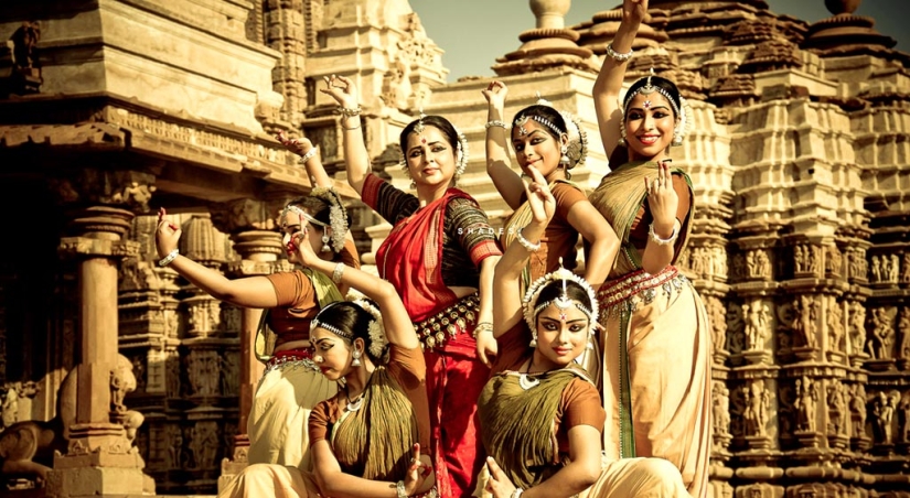 Infidelity, third floor and singing briefs: sexual entertainment of ancient Indians Infidelity, third floor and singing briefs: sexual entertainment of ancient Indians