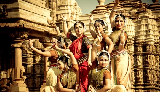 Infidelity, third floor and singing briefs: sexual entertainment of ancient Indians Infidelity, third floor and singing briefs: sexual entertainment of ancient Indians