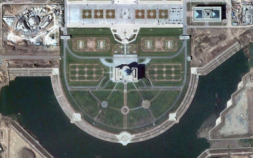 Interesting objects "Google Earth"