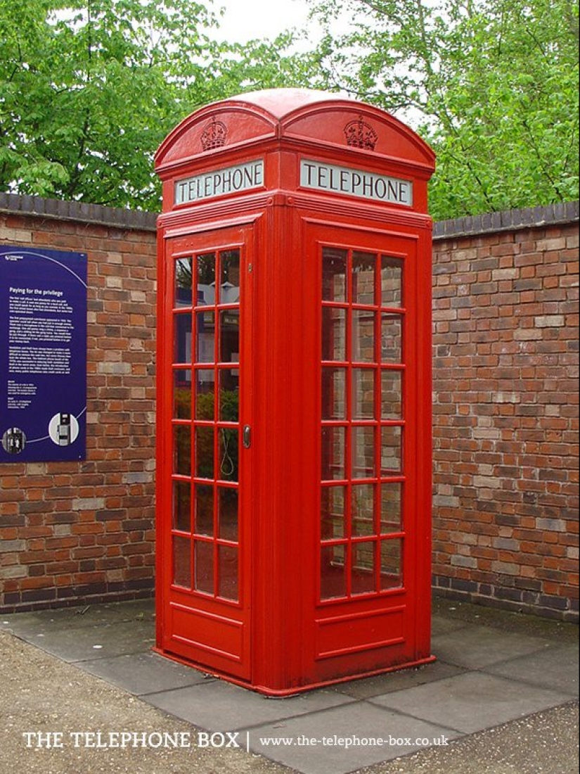 Intimate conversation: the famous red telephone box copied from the tombstones Intimate conversation: the famous red telephone box copied from the tombstones