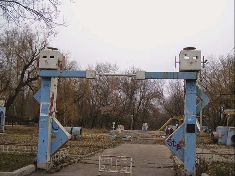 It is not the Internet that is ruining our children, but playgrounds in the courtyards It is not the Internet that is ruining our children, but playgrounds in the courtyards