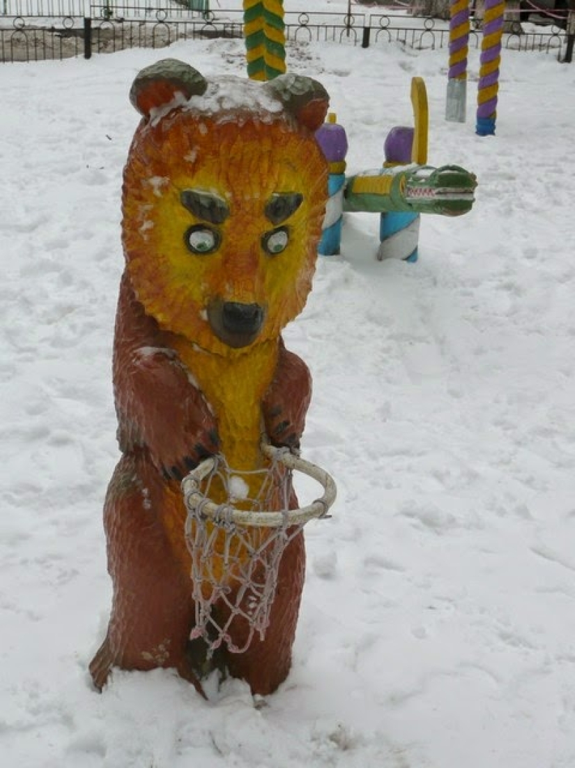 It is not the Internet that is ruining our children, but playgrounds in the courtyards It is not the Internet that is ruining our children, but playgrounds in the courtyards