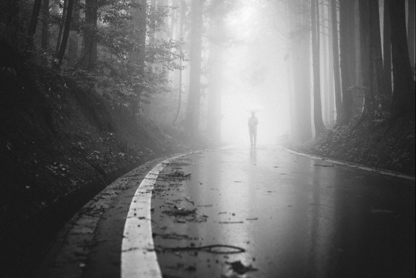Japanese flavor in Takashi Yasui's street photos