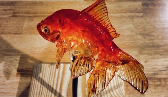 Japanese master makes realistic lollipops — this recipe is 1200 years old