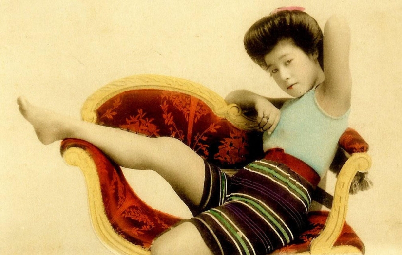 Japanese pin-up postcards with geisha in swimsuits Japanese pin-up postcards with geisha in swimsuits