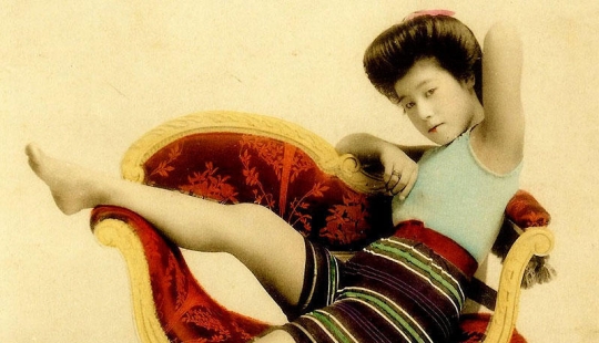 Japanese pin-up postcards with geisha in swimsuits Japanese pin-up postcards with geisha in swimsuits