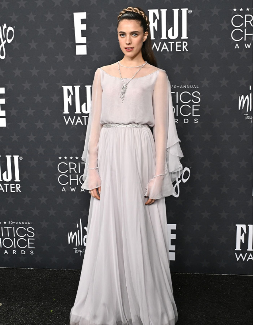 Jaw-Dropping Outfits And Fashion Disasters From The Critics Choice Awards Red Carpet