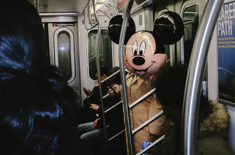 Jonathan Haibi-photographer who has the whole world posing for a picture Jonathan Haibi-photographer who has the whole world posing for a picture