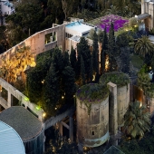 La antigua fábrica de cemento se convirtió en una verdadera villa La antigua fábrica de cemento se convirtió en una verdadera villa