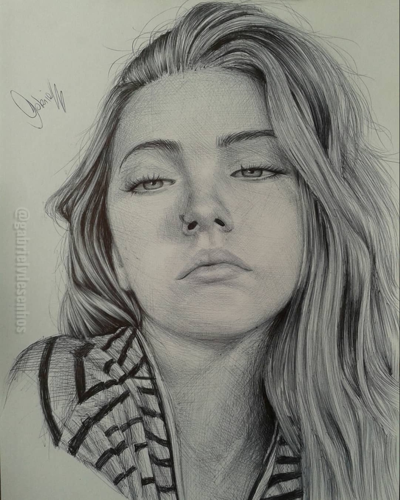 La artista brasileña crea increíblemente realista y emocional de los retratos en lápiz