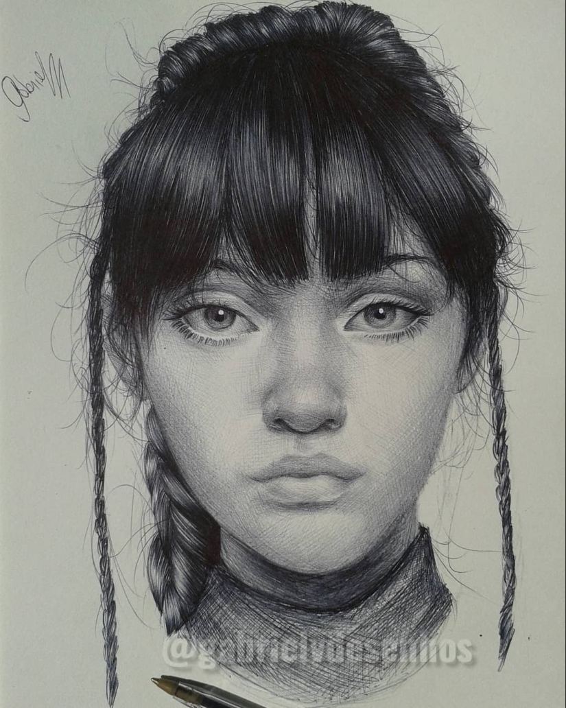 La artista brasileña crea increíblemente realista y emocional de los retratos en lápiz