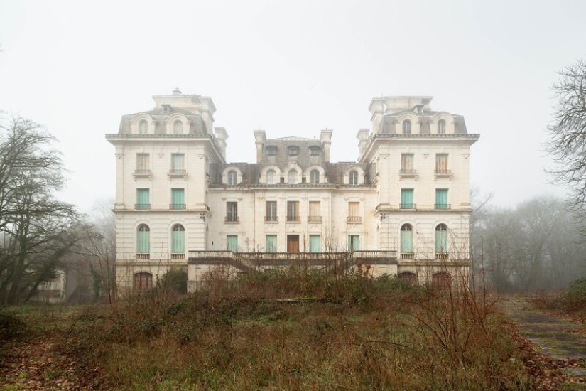 La belleza de los castillos abandonados en la lente Jahz Diseño
