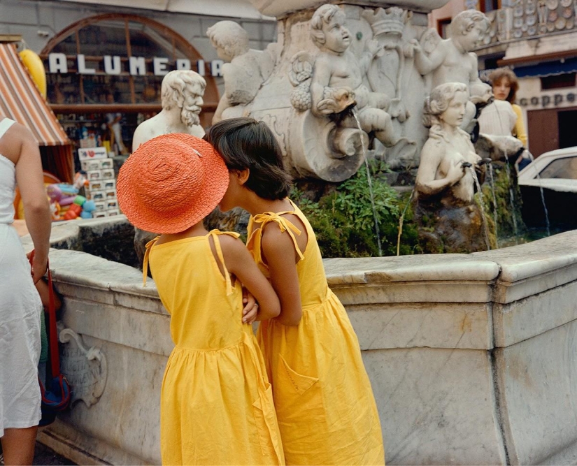 La Dolce Vita: vibrant pictures of beautiful Italy of the 80s