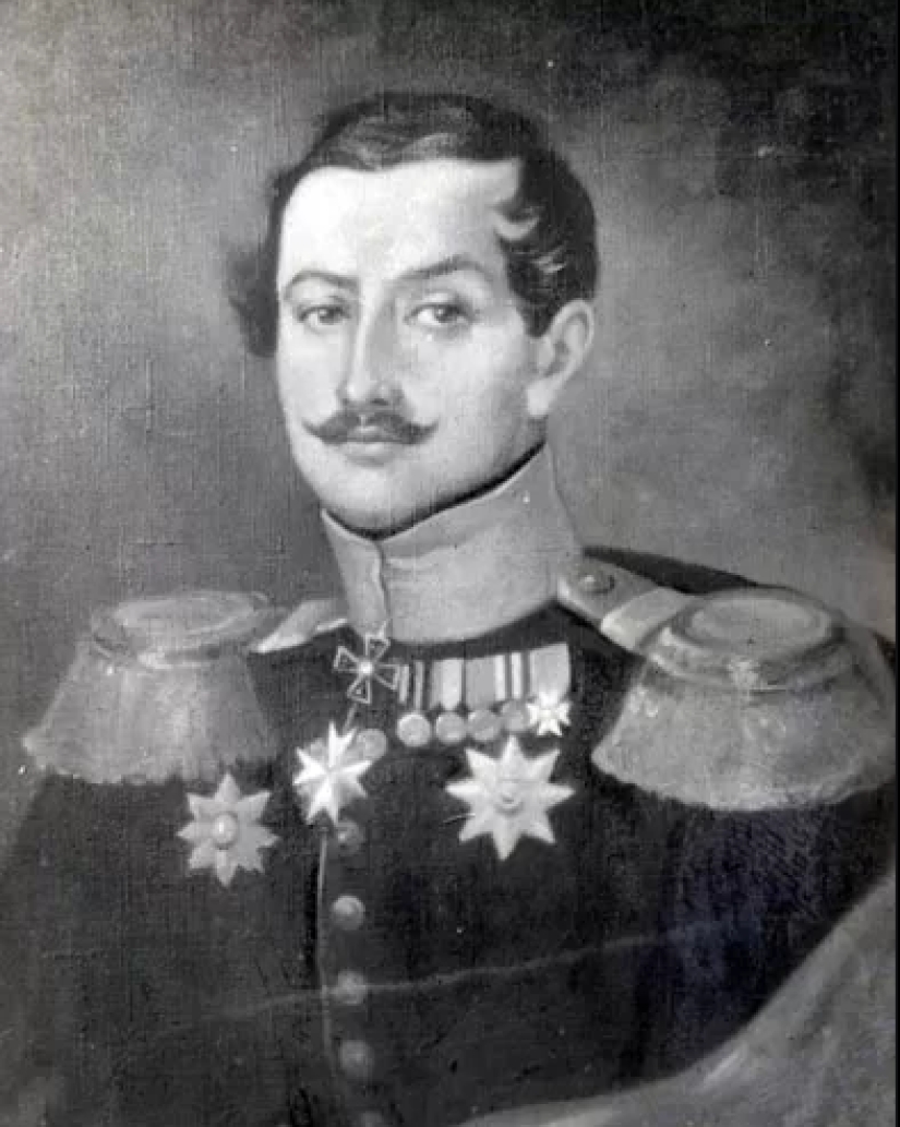 La historia de los "Black rose": viuda a la edad de 16 años, su esposa Griboyedov guardado luto vida La historia de los "Black rose": viuda a la edad de 16 años, su esposa Griboyedov guardado luto vida