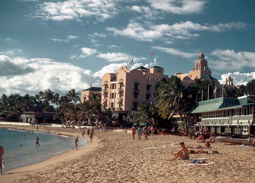 "La imagen del Paraíso terrenal" de la playa de historia de los EE.UU. en color
