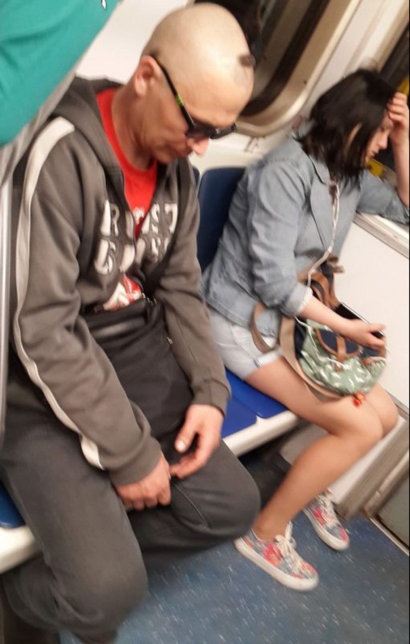 La moda de la gente: el más brillante de los pasajeros en el metro