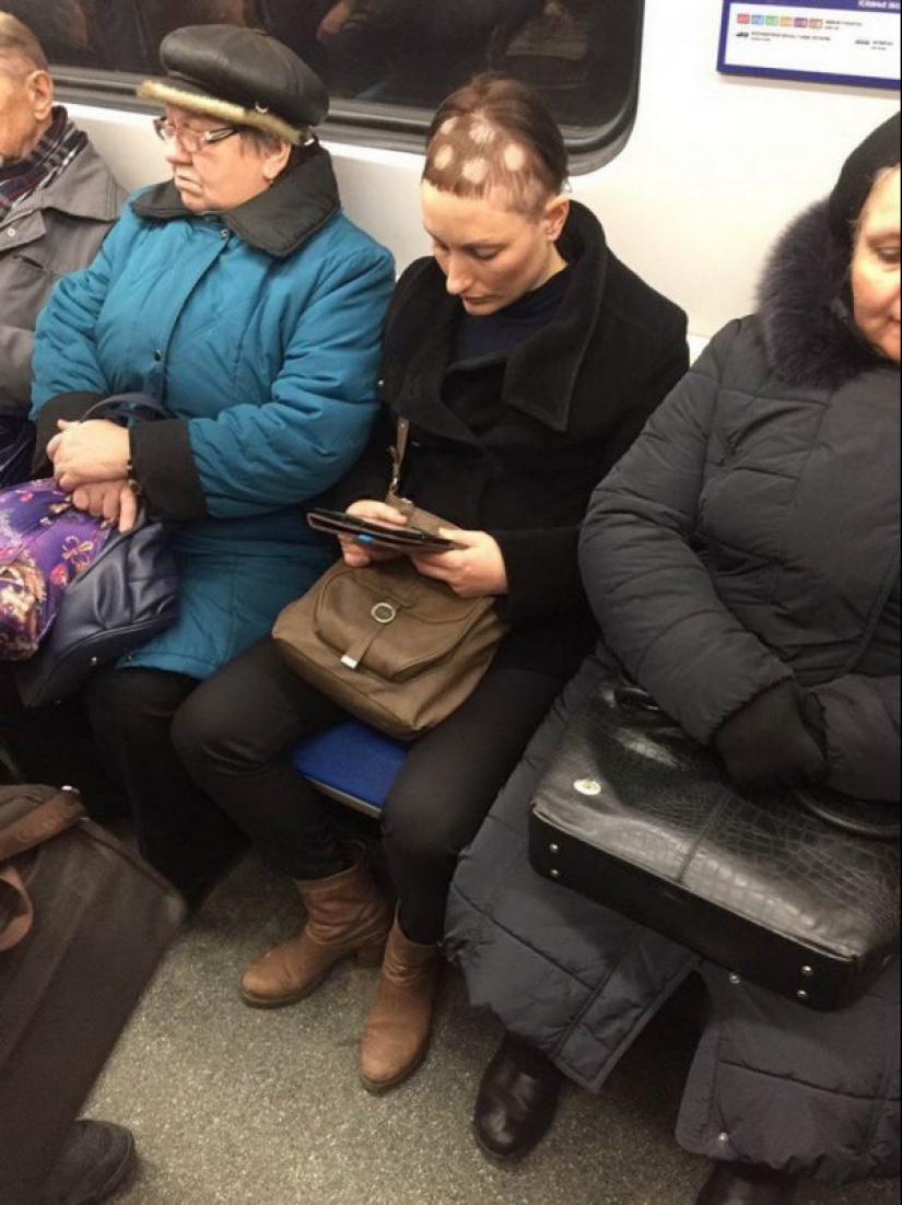 La moda de la gente: el más brillante de los pasajeros en el metro