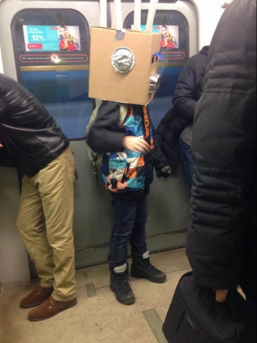 La moda de la gente: el más brillante de los pasajeros en el metro