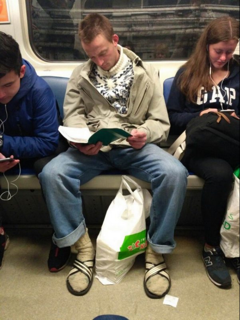 La moda de la gente: el más brillante de los pasajeros en el metro