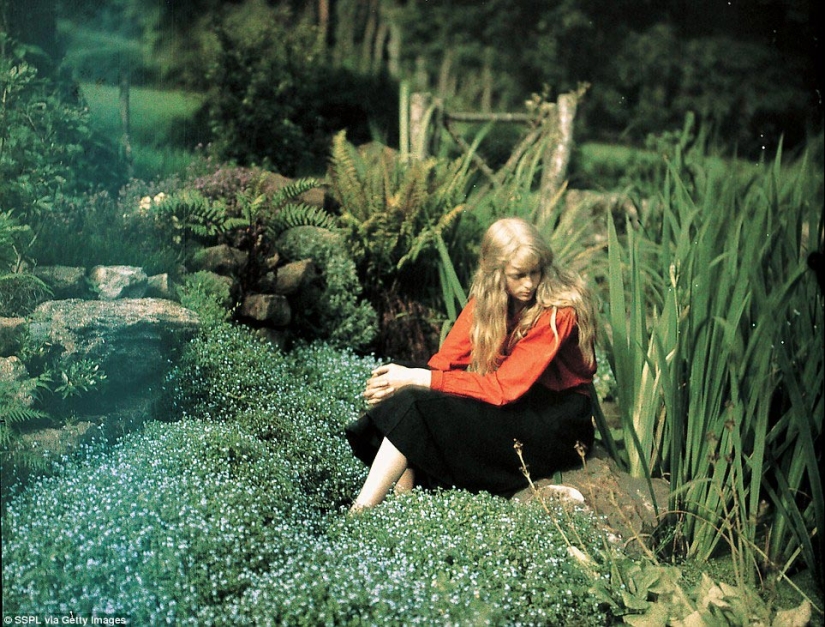 La sesión de fotos de 100 años de antigüedad es la más antigua de todas las fotografías en color que sobreviven La sesión de fotos de 100 años de antigüedad es la más antigua de todas las fotografías en color que sobreviven