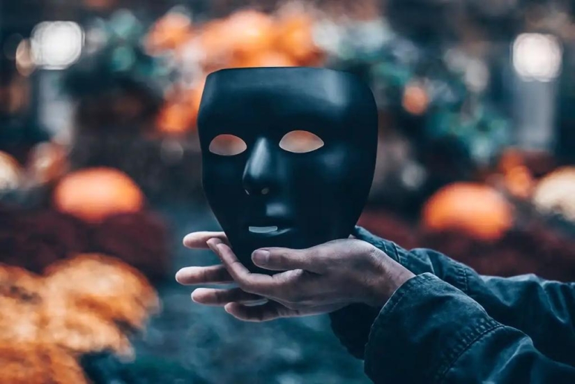 La teoría de la &quot;Internet muerta&quot;: por qué las personas vivas abandonan la red