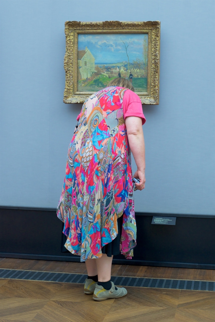 La vida repite el arte: un austriaco toma fotos de los visitantes del museo que "coincidieron" con las pinturas La vida repite el arte: un austriaco toma fotos de los visitantes del museo que "coincidieron" con las pinturas